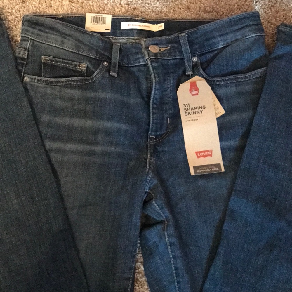 Women’s jeans
